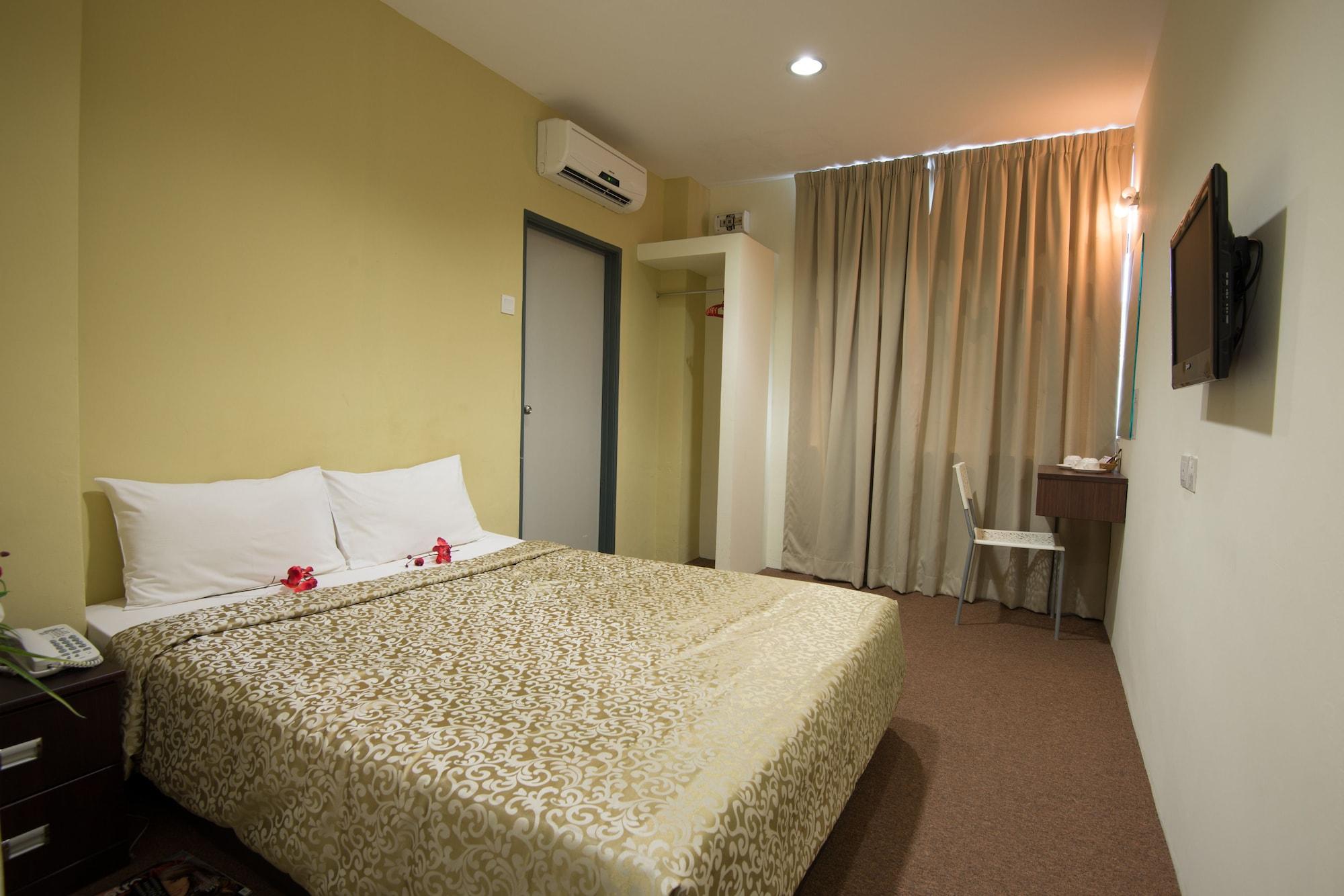 Grand Inn Hotel - Macalister Road Джорджтаун Экстерьер фото