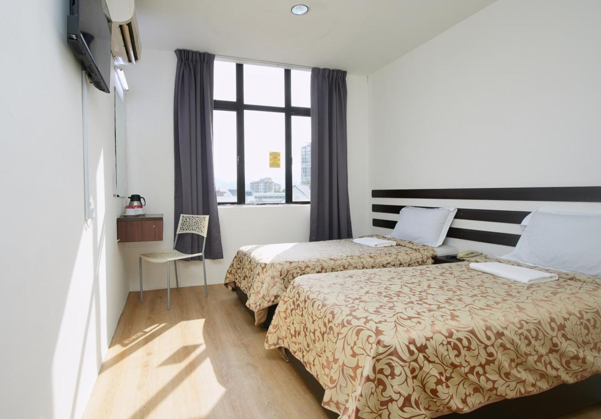 Grand Inn Hotel - Macalister Road Джорджтаун Экстерьер фото