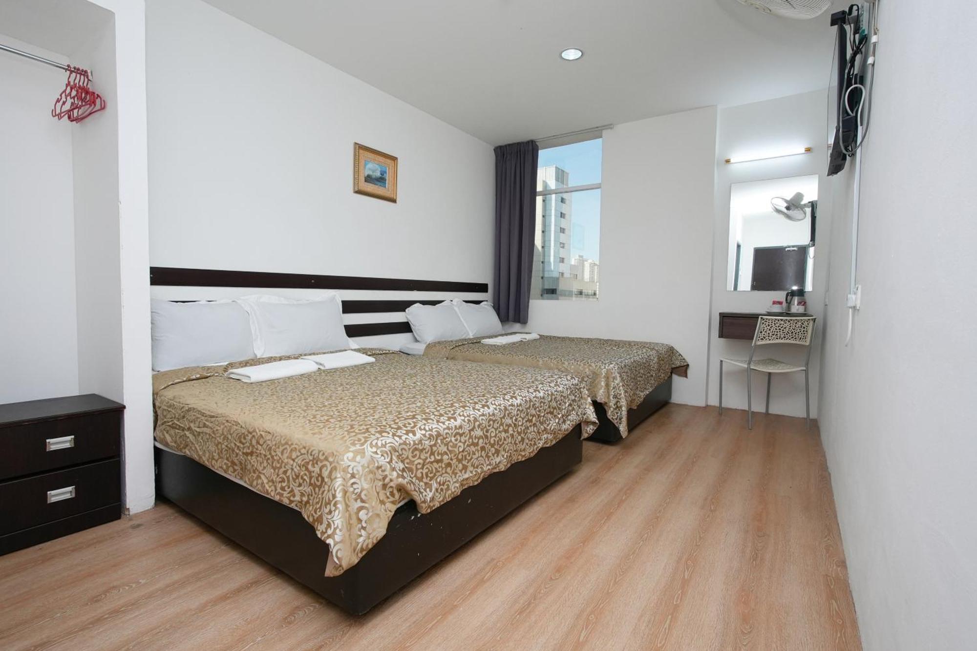Grand Inn Hotel - Macalister Road Джорджтаун Экстерьер фото
